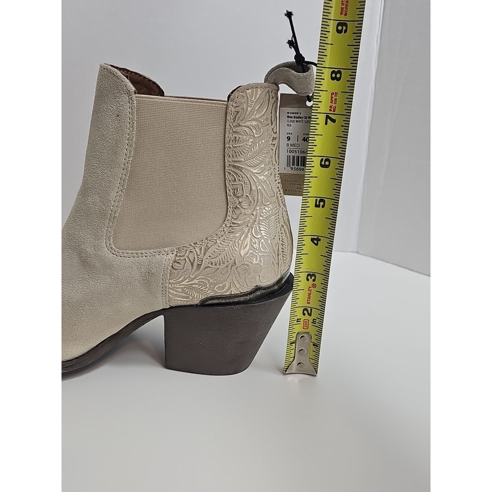 Ariat Women's Bradley Western Chelsea Boot Cloud White leather. Size 9B - Picture 13 of 14